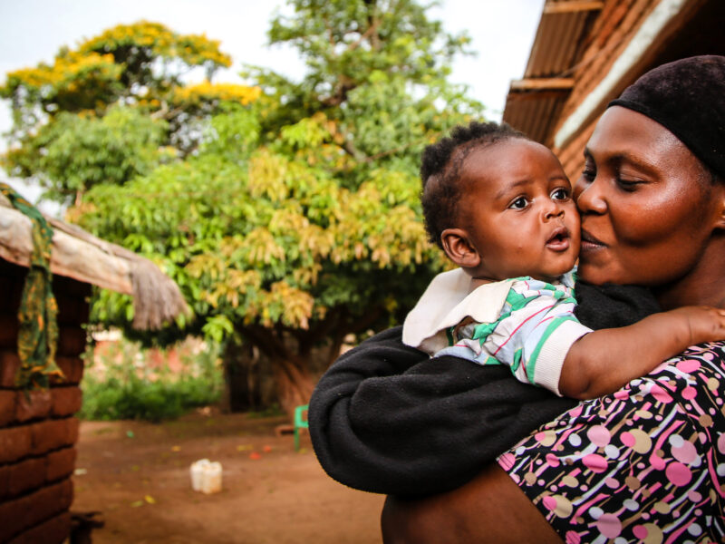mother child refugee tanzania