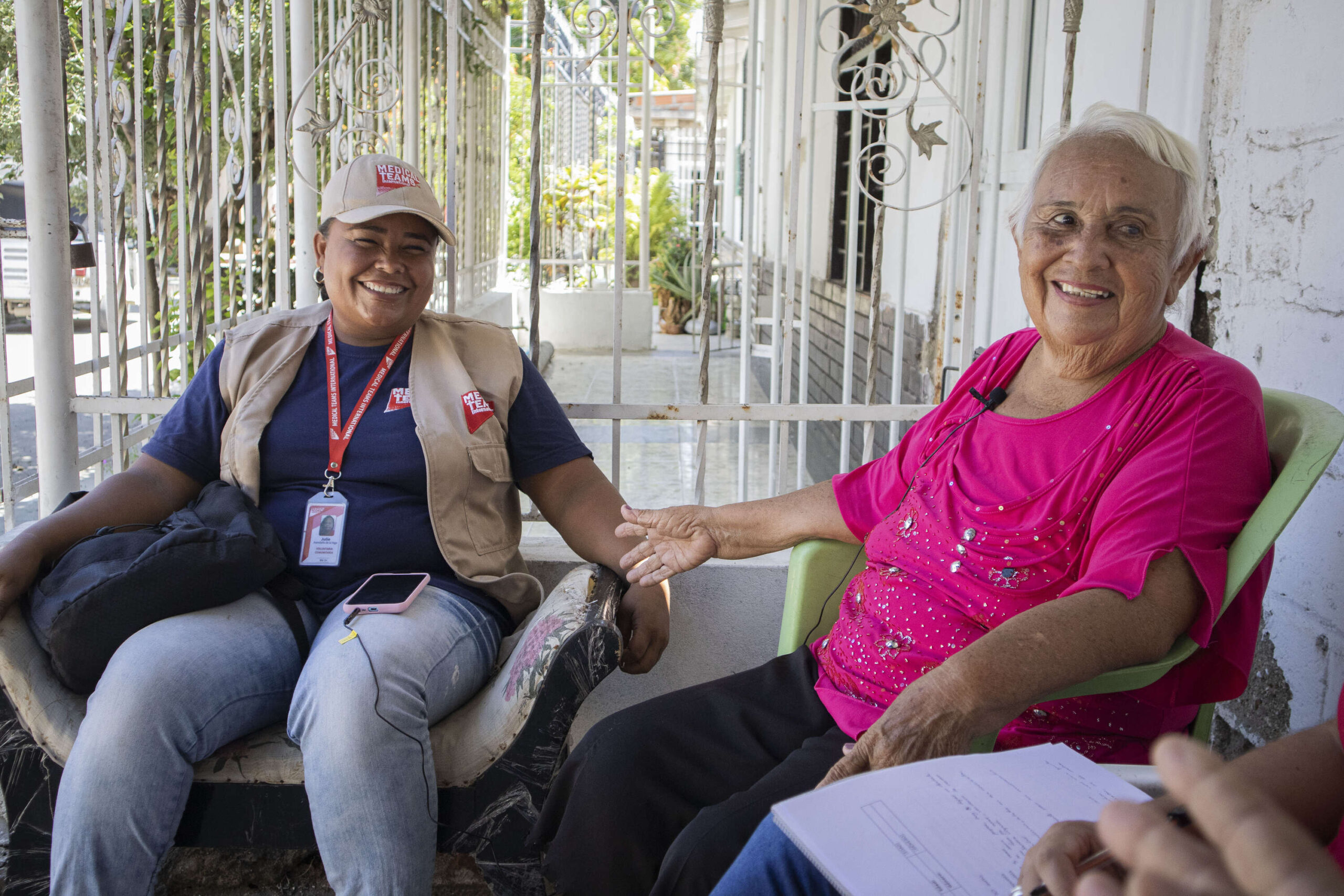 Daria Corredor smiling with Lizeth in Cienaga
